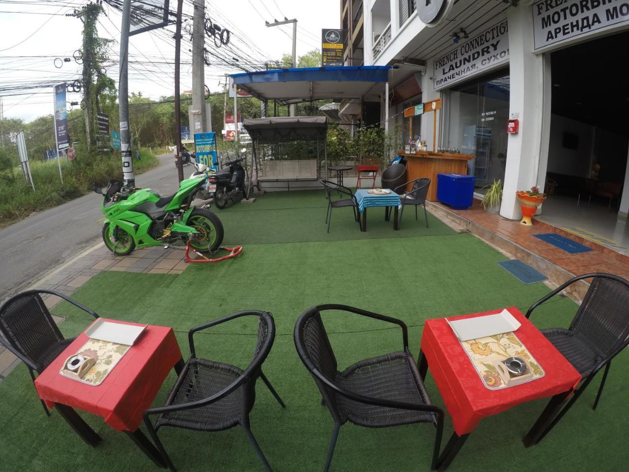 French Connection Hotel Pattaya Exterior photo