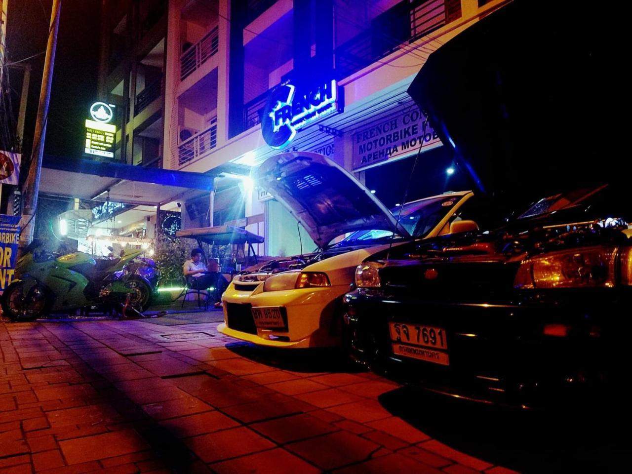 French Connection Hotel Pattaya Exterior photo